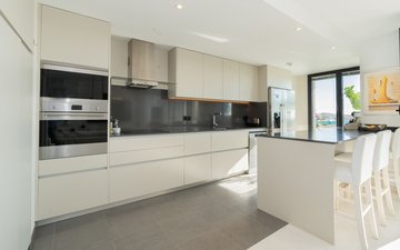 Property slide 10
