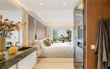 Property slide 21