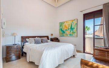 Property slide 21