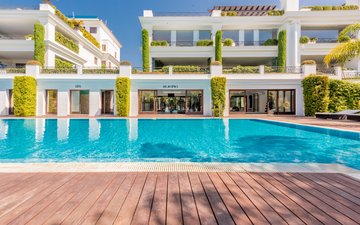 Property slide 25