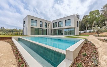 Property slide 15