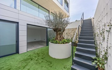 Property slide 20