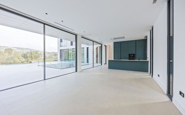 Property slide 10