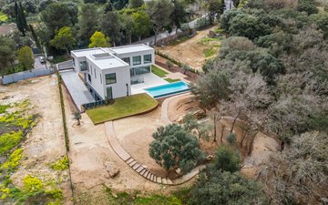 Property slide 2