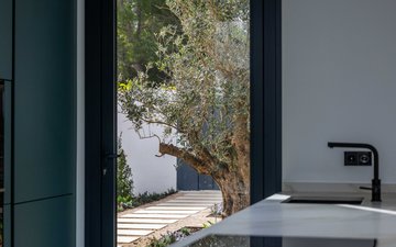 Property slide 8