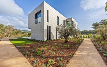 Property slide 36