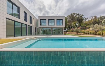 Property slide 17