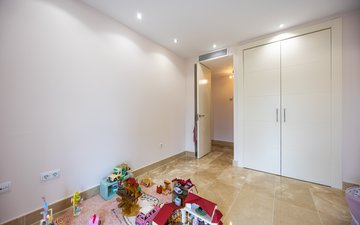 Property slide 24