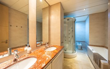 Property slide 20