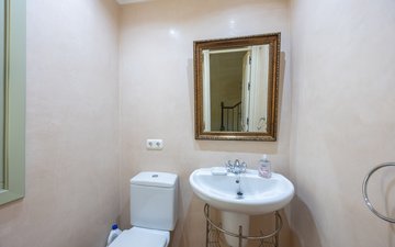 Property slide 22