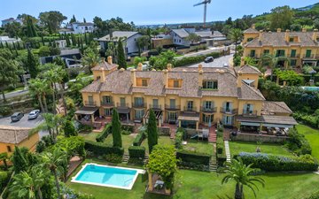 Property slide 10