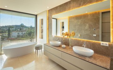 Slajd nieruchomości 13