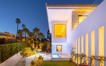 Slajd nieruchomości 22