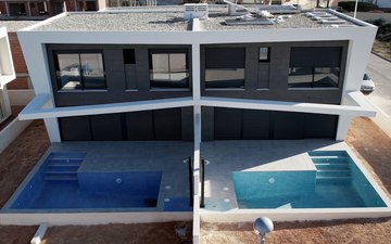 Property slide 18