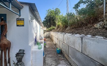 Property slide 28