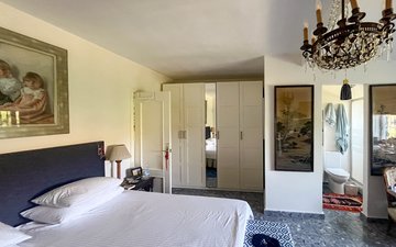 Property slide 14