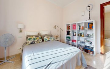 Property slide 25