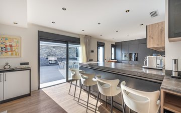 Property slide 17