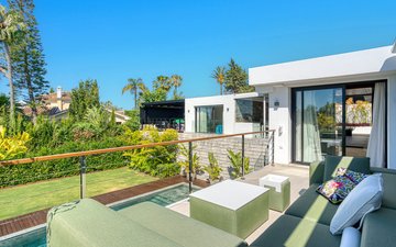 Property slide 7