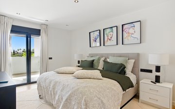 Property slide 25