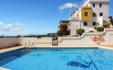 Property slide 21