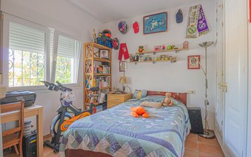 Property slide 22