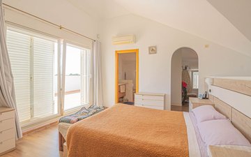 Property slide 18