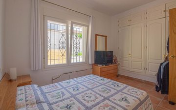 Property slide 20
