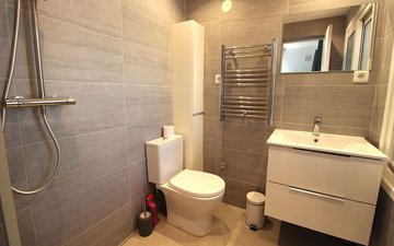 Property slide 16