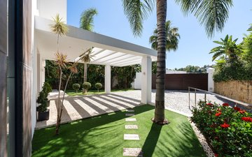 Property slide 33