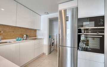 Property slide 10