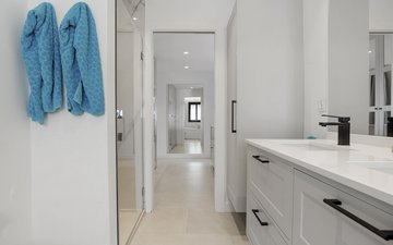 Property slide 22