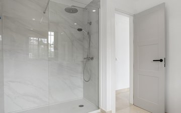 Property slide 31