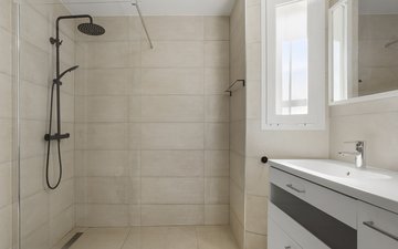 Property slide 33