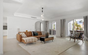 Property slide 14
