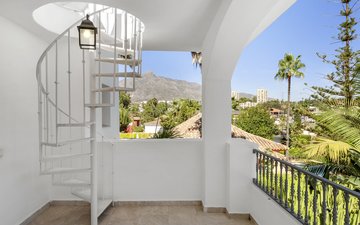 Property slide 28