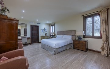 Slajd nieruchomości 32