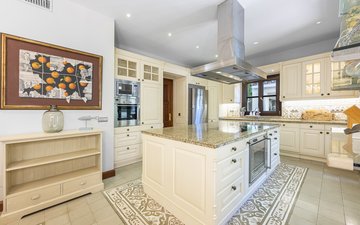 Slajd nieruchomości 12