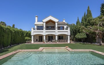 Slajd nieruchomości 1