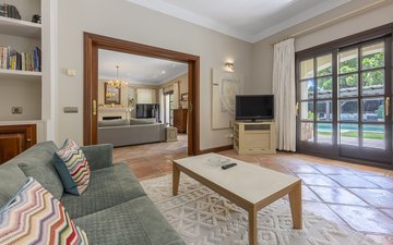 Slajd nieruchomości 8