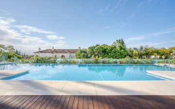 Property slide 31