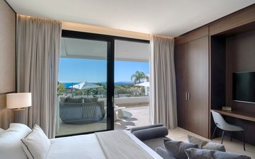 Property slide 18