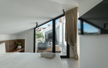 Property slide 8