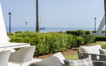 Property slide 14