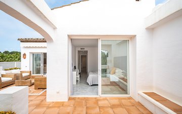Property slide 18