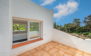 Property slide 21