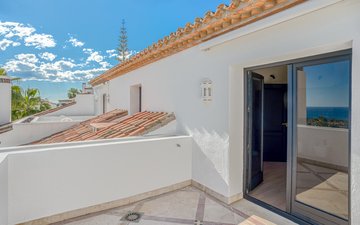 Property slide 14