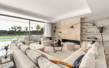 Slajd nieruchomości 1