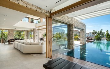 Slajd nieruchomości 12