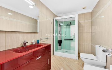Property slide 25